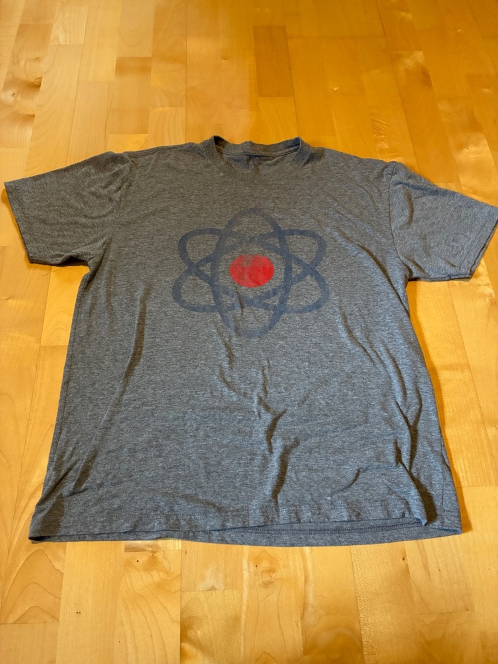 Men's Gray Graphic Tee with Red Accent - Isotopes team shirt the simpsons